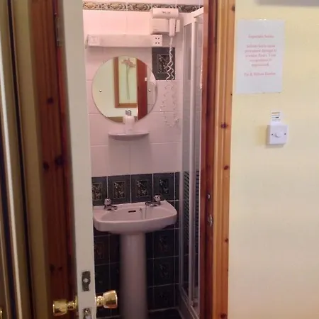 Clochard Bed & Breakfast 3*